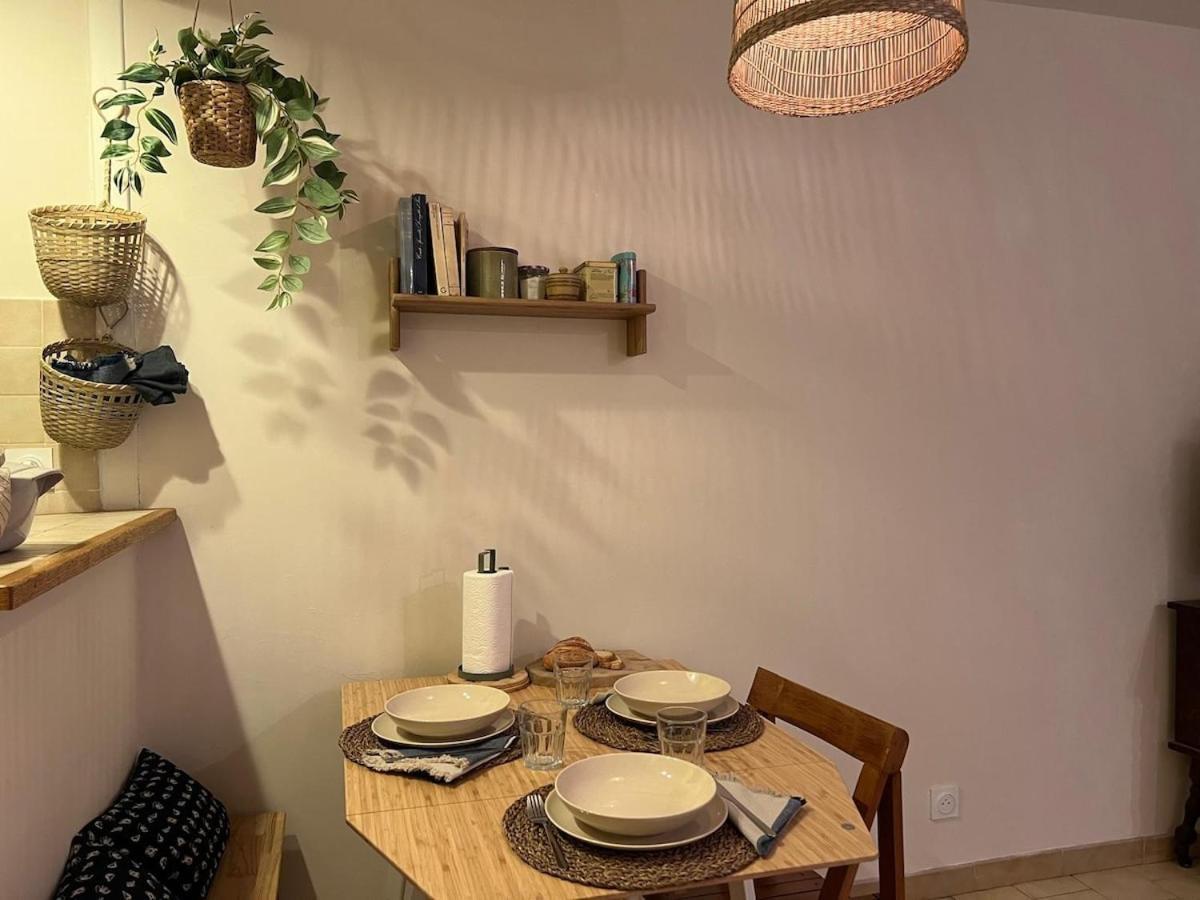 Apartment Beautiful Terrace With View 4 People Esparron-de-Verdon